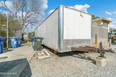 303 South Avenue Oriental NC 28571