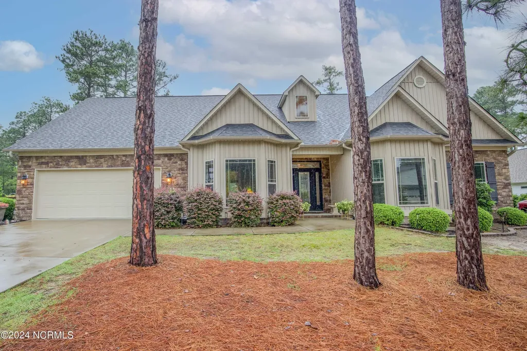 237 Rothbury Drive Whispering Pines NC 28327