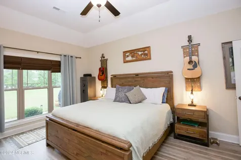 237 Rothbury Drive Whispering Pines NC 28327