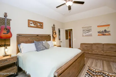 237 Rothbury Drive Whispering Pines NC 28327