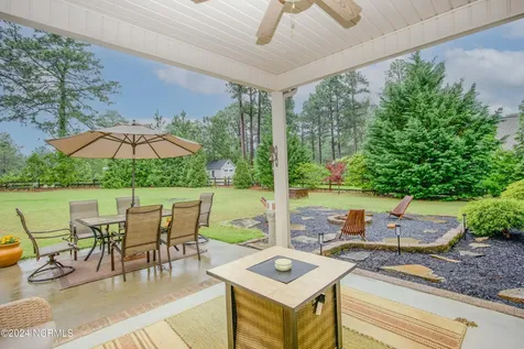 237 Rothbury Drive Whispering Pines NC 28327