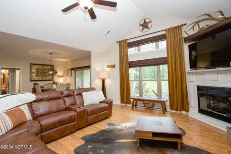 237 Rothbury Drive Whispering Pines NC 28327