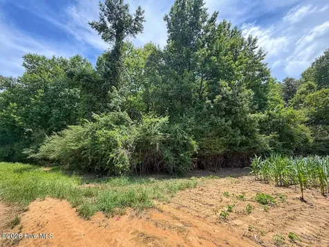 04 Titan Roberts Road Erwin NC 28339