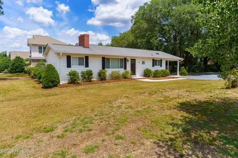 85 Mcintyre Road Pinehurst NC 28374