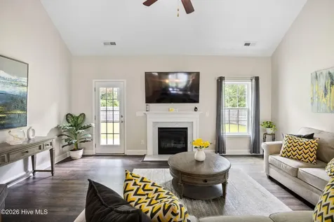 7345 Springwater Drive Wilmington NC 28411