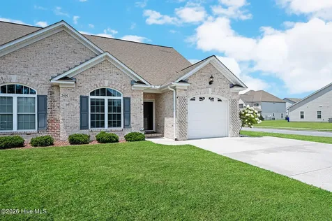 2400 Dovedale Court Greenville NC 27834