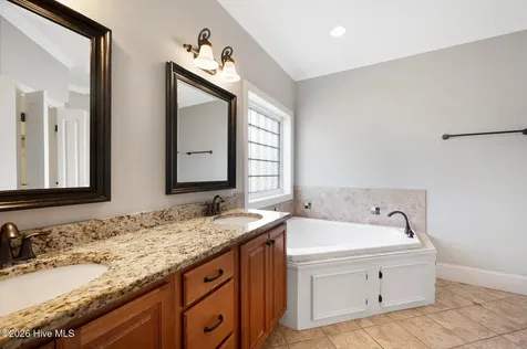 2400 Dovedale Court Greenville NC 27834