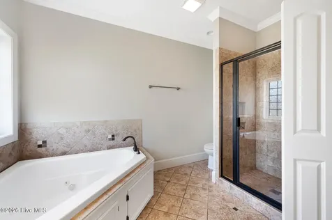 2400 Dovedale Court Greenville NC 27834