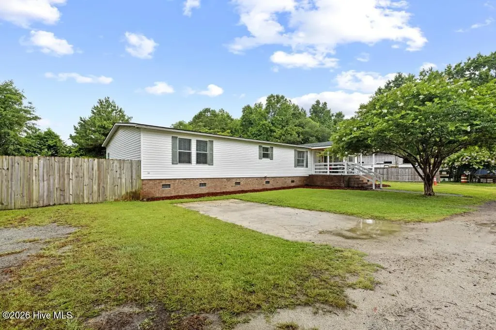 126 Elizabeth Drive E Hubert NC 28539