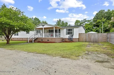 126 Elizabeth Drive E Hubert NC 28539