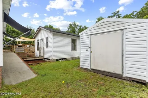 126 Elizabeth Drive E Hubert NC 28539
