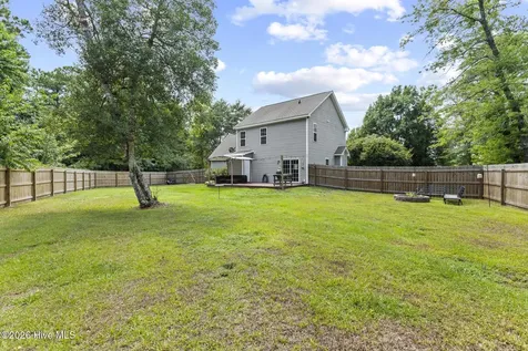 114 Norine Drive Holly Ridge NC 28445