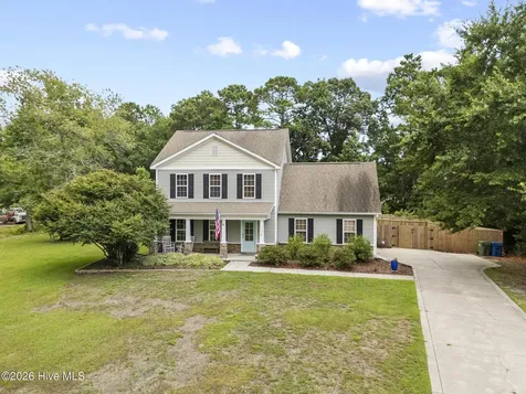 114 Norine Drive Holly Ridge NC 28445