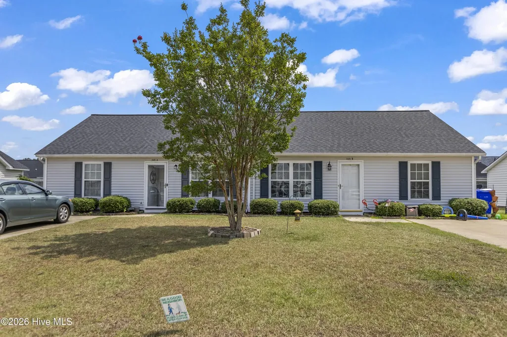1121 Masters Lane Greenville NC 27834