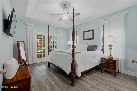 1138 Avenshire Circle Wilmington NC 28412