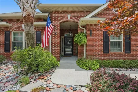 1138 Avenshire Circle Wilmington NC 28412