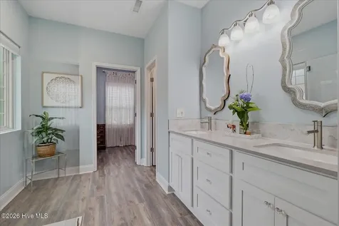 1138 Avenshire Circle Wilmington NC 28412