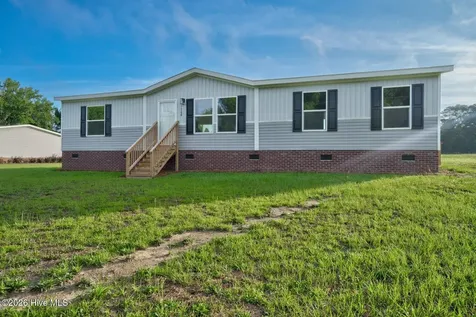 1240 Bloomery Road Bailey NC 27807