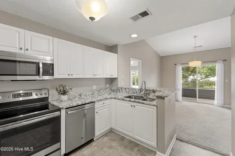 4126 Breezewood Drive Wilmington NC 28412