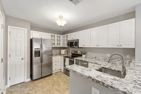 4126 Breezewood Drive Wilmington NC 28412