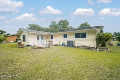 88 Parkway Drive Jacksonville NC 28540