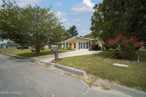 88 Parkway Drive Jacksonville NC 28540