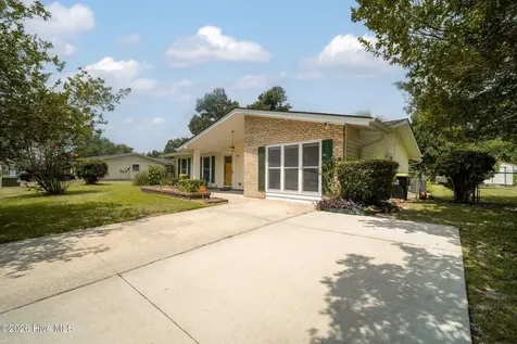 88 Parkway Drive Jacksonville NC 28540