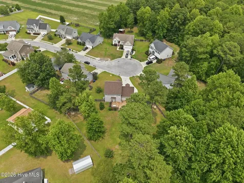 3505 Lena Lane Greenville NC 27834