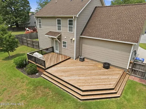 3505 Lena Lane Greenville NC 27834
