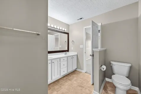 104 Ashcroft Drive Jacksonville NC 28546