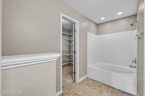 104 Ashcroft Drive Jacksonville NC 28546
