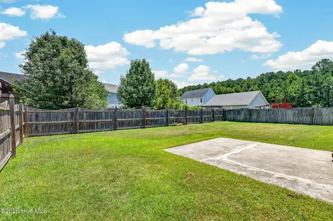 104 Ashcroft Drive Jacksonville NC 28546