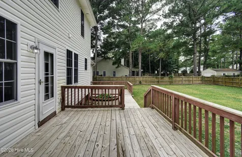 318 Osprey Point Drive Sneads Ferry NC 28460