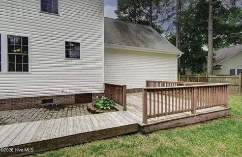 318 Osprey Point Drive Sneads Ferry NC 28460
