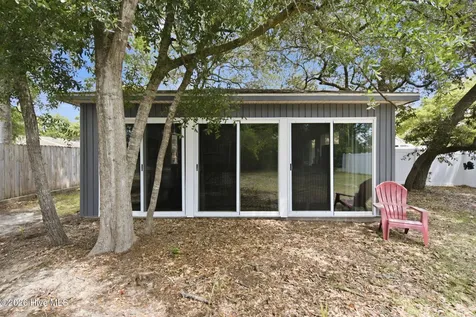 206 E Oak Island Drive Oak Island NC 28465