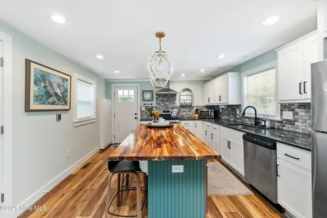 132 E Albemarle Street Edenton NC 27932
