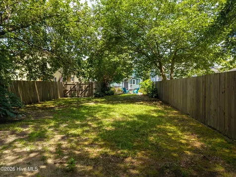 132 E Albemarle Street Edenton NC 27932