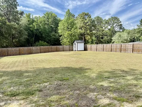 6836 Calloway Road Aberdeen NC 28315