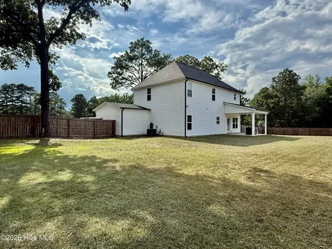 6836 Calloway Road Aberdeen NC 28315