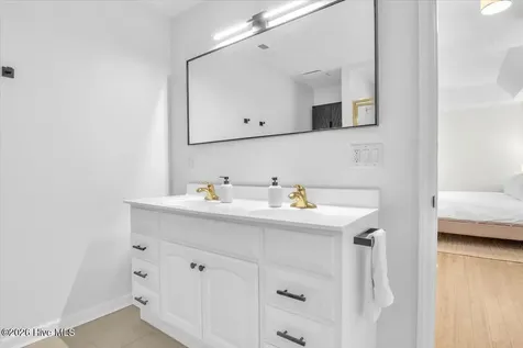 221 NE 60th Street Oak Island NC 28465