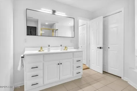 221 NE 60th Street Oak Island NC 28465