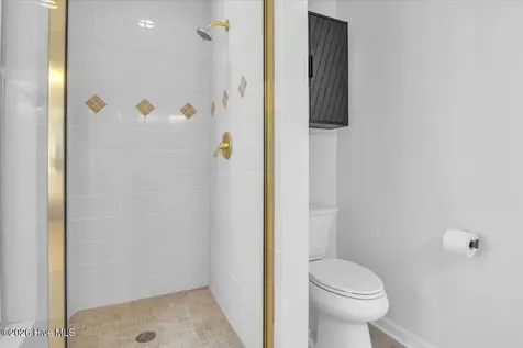221 NE 60th Street Oak Island NC 28465