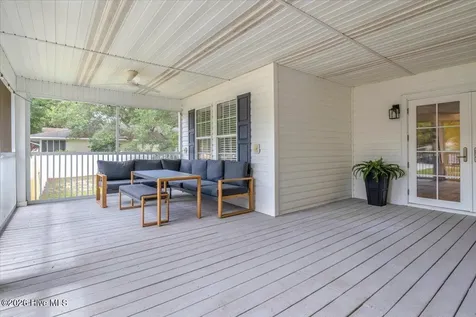 221 NE 60th Street Oak Island NC 28465