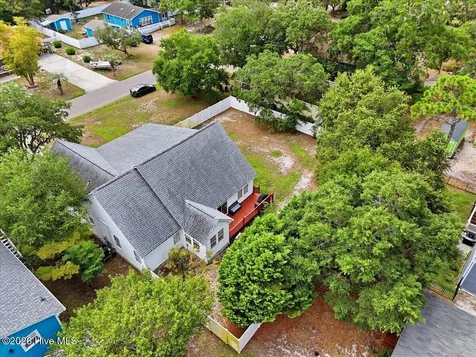 221 NE 60th Street Oak Island NC 28465