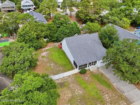 221 NE 60th Street Oak Island NC 28465