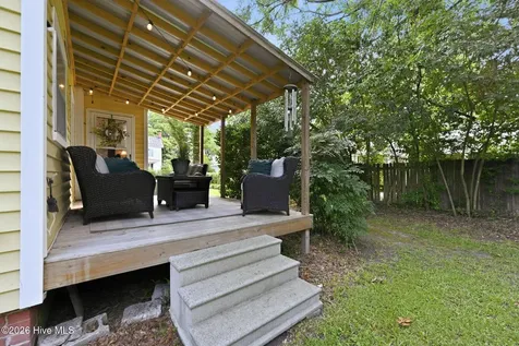 105 E Hargett Street Richlands NC 28574