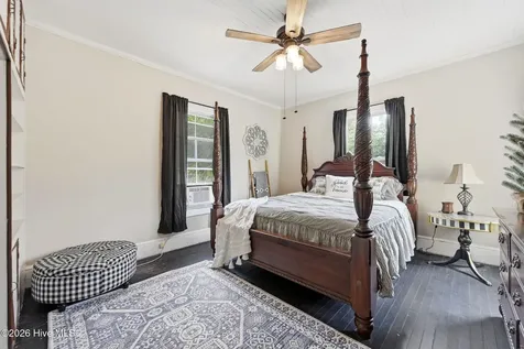105 E Hargett Street Richlands NC 28574