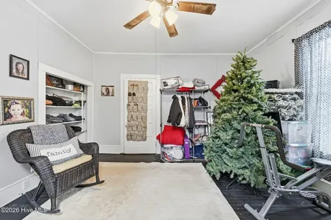 105 E Hargett Street Richlands NC 28574