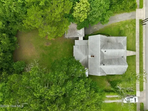 105 E Hargett Street Richlands NC 28574