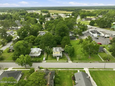 105 E Hargett Street Richlands NC 28574